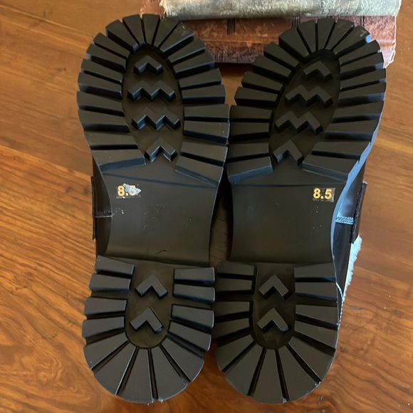 STEVE MADDEN Women's Lando-F Tailored Lug-Sole Bit Loafer Flats - Picture 7 of 9